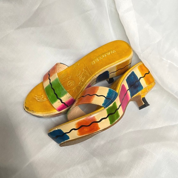 Vintage Shoes - Y2K Wanted Bahama Yellow Colorblock Kitten Heel Slide Sandals 5 Artsy Resort 90s